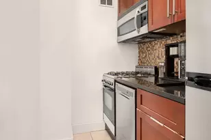 235 Adams St, New York City, NY 11201 - Photo 3