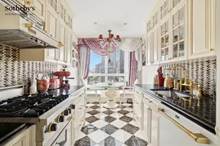 351 E 51st St, New York City, NY 10022 - Photo 3