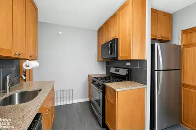 1020 Grand Concourse #10V, New York City, NY 10451 - Photo 15