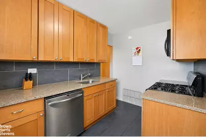 1020 Grand Concourse #10V, New York City, NY 10451 - Photo 17
