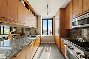 380 Lenox Ave, New York City, NY 10027 - Photo 3