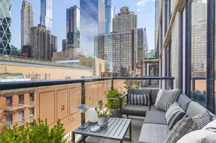 350 W 53rd St, New York City, NY 10019 - Photo 3