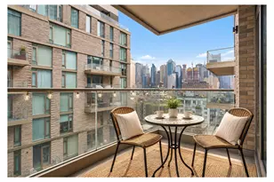 505 W 43rd St, New York, NY 10036 - Photo 5