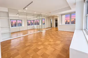 153 E 57th St, New York City, NY 10022 - Photo 9
