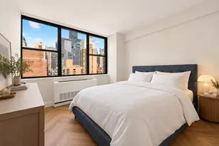 301 E 45th St, New York City, NY 10017 - Photo 3