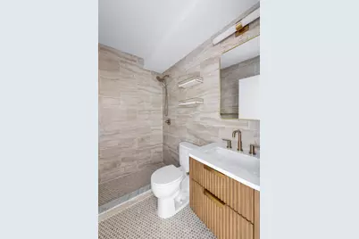 301 E 45th Street #21F, New York City, NY 10017 - Photo 5