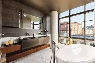 150 Charles St, New York City, NY 10014 - Photo 9
