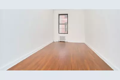 353 W 44th Street #2CC, New York City, NY 10036 - Photo 3