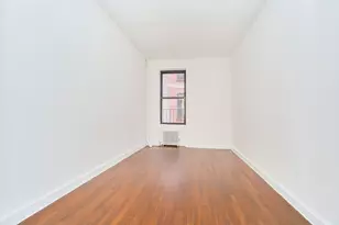 353 W 44th St, New York City, NY 10036 - Photo 3