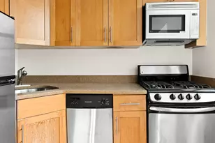 225 E 36th St, New York City, NY 10016 - Photo 5