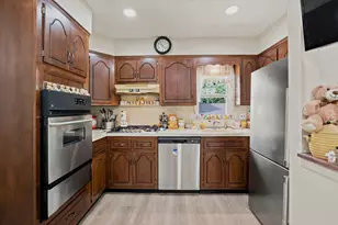 293 85th Ave, New York City, NY 11001 - Photo 9