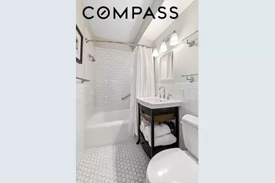 174 E 74th Street #3D, New York City, NY 10021 - Photo 7