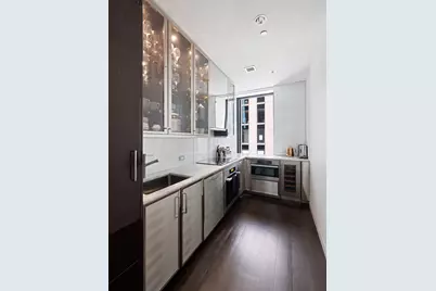 20 W 53rd Street #20C, New York, NY 10103 - Photo 3