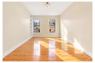 323 W 83rd St, New York City, NY 10024 - Photo 13