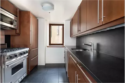 305 2nd Avenue #717, New York, NY 10003 - Photo 5