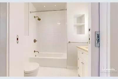 448 Broome Street #4E, New York City, NY 10013 - Photo 19
