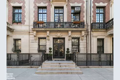 32 W 74th Street #1, New York City, NY 10023 - Photo 31