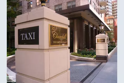 300 E 40th Street #11A, New York City, NY 10016 - Photo 5