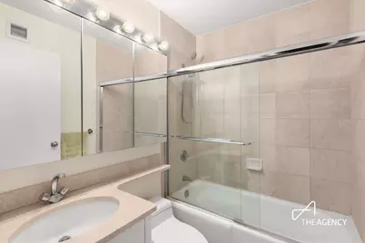 250 E 40th Street #22E, New York, NY 10016 - Photo 5