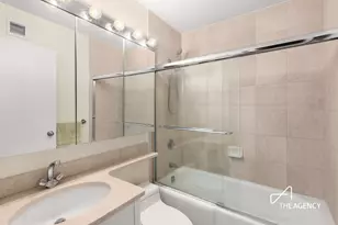 250 E 40th St, New York City, NY 10016 - Photo 5