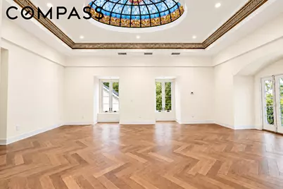 1233 Todt Hill Road, New York, NY 10304 - Photo 11