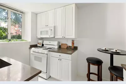 200 E 66th Street #D102, New York City, NY 10065 - Photo 3