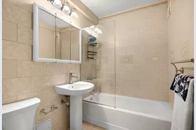 20 E 35th Street #4L, New York City, NY 10016 - Photo 7