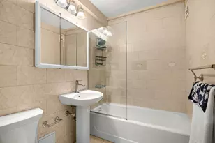 20 E 35th St, New York City, NY 10016 - Photo 7