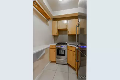 210 E 36th Street #3A, New York City, NY 10016 - Photo 3