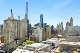 130 W 67th St, New York City, NY 10023 - Photo 17
