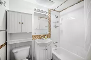 160 E 26th St, New York City, NY 10010 - Photo 5
