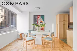315 W 70th St, New York City, NY 10023 - Photo 3