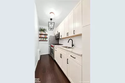 64 E 94th Street #4B, New York, NY 10128 - Photo 3