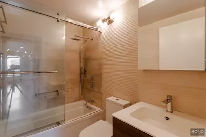 150 W 56th Street #3107, New York City, NY 10019 - Photo 7