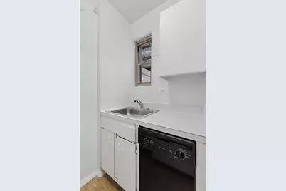 225 E 46th Street #1H, New York City, NY 10017 - Photo 3
