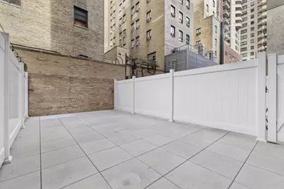 225 E 46th Street #1H, New York City, NY 10017 - Photo 5