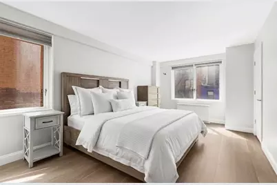 201 E 25th Street #2A, New York City, NY 10010 - Photo 3