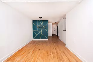 515 E 7th St, New York City, NY 11218 - Photo 5