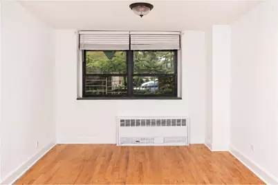 515 E 7th Street #W6, New York City, NY 11218 - Photo 3