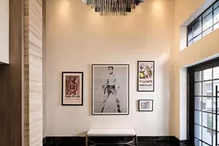 305 E 61st St, New York, NY 10065 - Photo 25
