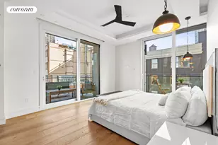 305 E 61st St, New York, NY 10065 - Photo 11