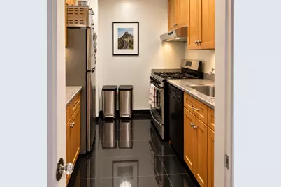 301 E 79th Street #19R, New York City, NY 10075 - Photo 3