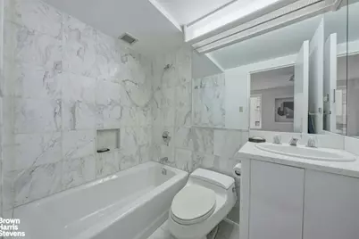 106 Central Park S #11A, New York, NY 10019 - Photo 23