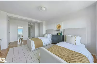 106 Central Park S #11A, New York, NY 10019 - Photo 19