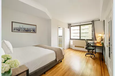 203 W 90th Street #PHE, New York, NY 10024 - Photo 5