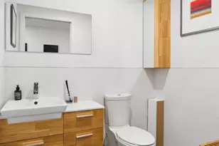 125 Pioneer St, New York City, NY 11231 - Photo 5