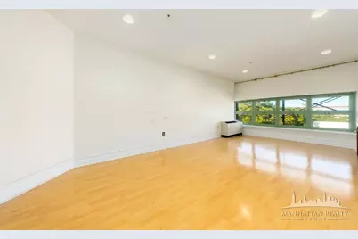 19-19 24th Avenue #L413, New York City, NY 11102 - Photo 9