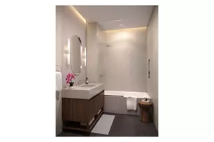 350 E 18th St, New York City, NY 10003 - Photo 5