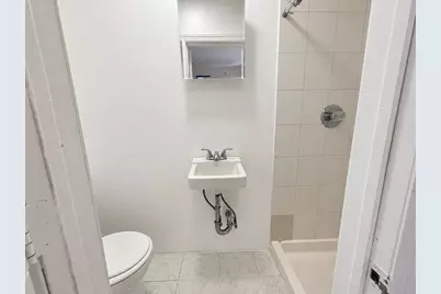 145 Franklin Street #Room 18, New York City, NY 11222 - Photo 5