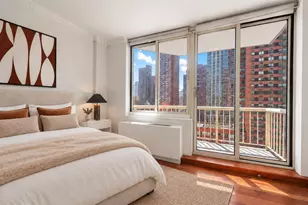 206 E 95th St, New York City, NY 10128 - Photo 9